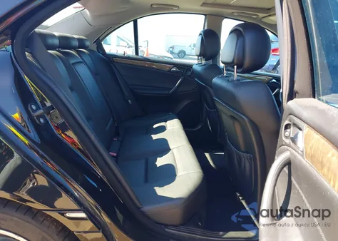 2007 Mercedes-Benz C 230 Sport из США, поврежденный, VIN WDBRF52H67F880746